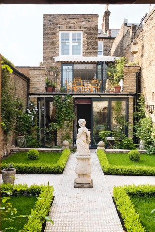 Smart ideas for small gardens