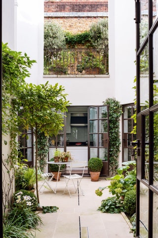 Smart ideas for small gardens